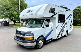 Adventure-Ready Chateau – Modern & Easy to Operate
