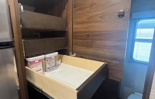 Easy driving 2021 Winnebago View 24D