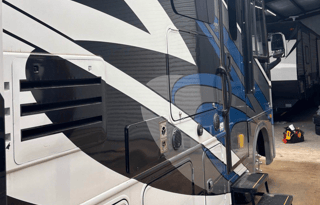 2021 Class A Georgetown Bunkhouse w 2 Bathrooms