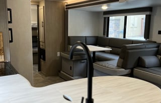 2023 Wildwood X-Lite w/ Bunk Bedroom