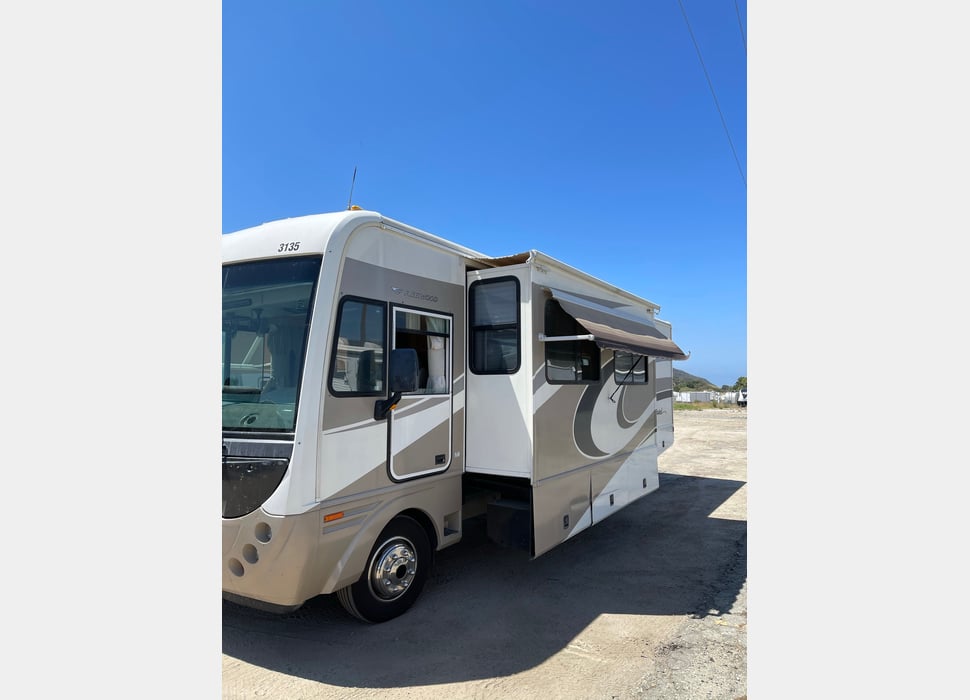 Class A Motor Home rentals in Canyon Lake