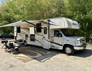 Coachmen RV Leprechaun 319MB Ford 450