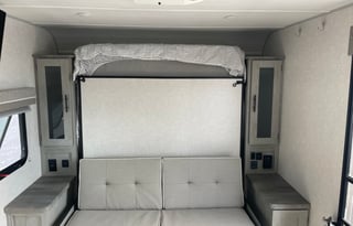 Luxury Family Camper | Sleeps 5 with Bunkhouse!