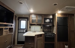 2018 Palomino Puma 31-BHSS