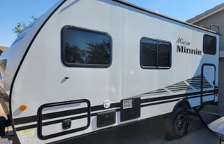 2021 Winnebago Micro Minnie Winnie
