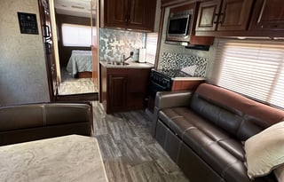 Fully Loaded Forest River Forester Luxury Spacious