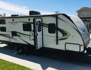 Keystone RV Passport 2400BHWE Grand Touring