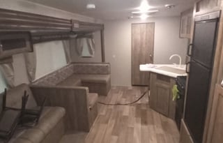 2019 Palomino Puma 27RLSS