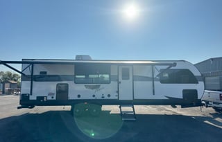 **2024 RV Rental – Your Home on Wheels!**