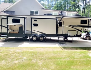 Coachmen RV Chaparral 367BH