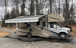 2018 Thor Motor Coach Four Winds 22B