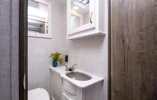 Gulf Stream Conquest 6280