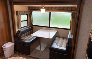 2016 27ft with bunk beds sleeps up to 8