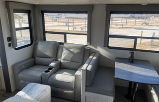2022 Keystone RV Sprinter 3570FWLFT