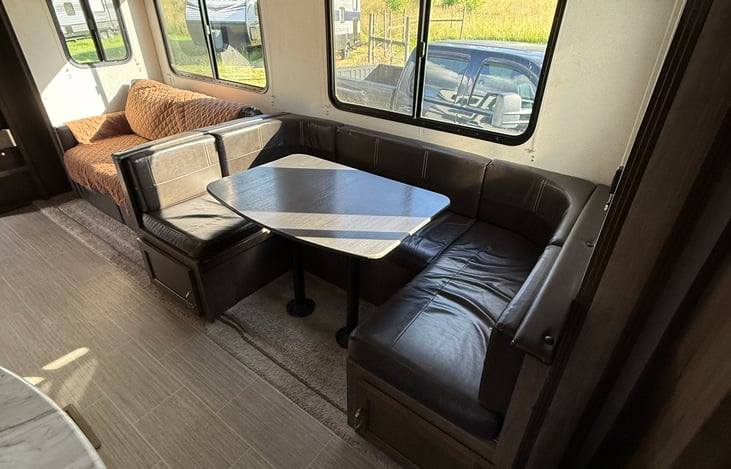 huge u shaped dinette folds into a nice sleeping area