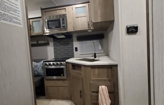 2020 Palomino Puma XLE Lite 25TFC Toy Hauler