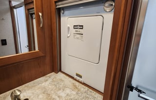 2019 Winnebago Forza 38W