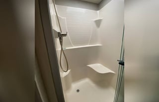 2019 36HPrestige Washer Dryer -Theater Seating!