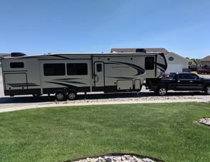 Keystone RV Montana High Country 364BH