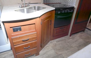 Lady Skipper: 2016 Forest River Sunseeker 2500TS