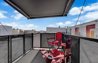 North Cascades Bounder | Luxury | Spacious | Vegas