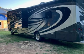 Home Away from Home - Bunkbed / 2 full Baths