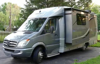 Meet "Grace" 2013 Leisure Travel Van Unity CB