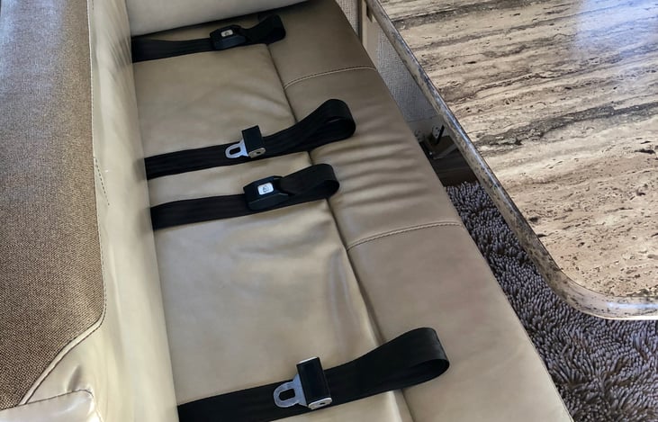 RV - seatbelts on dinette booth (2 only)