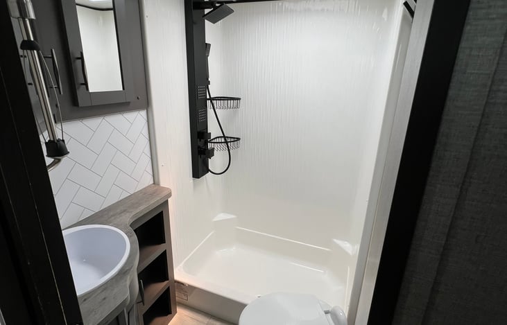 Plenty of room in the main bath