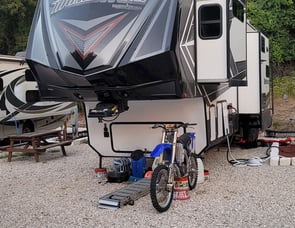 Grand Design Momentum 397TH