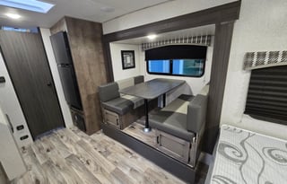 2022 Venture Sonic Lite 169VUD