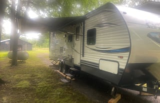 Queen privacy with extra sleeping capacity!