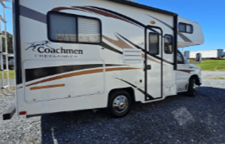 2013 Coachmen RV Freelander 19CB Ford 350