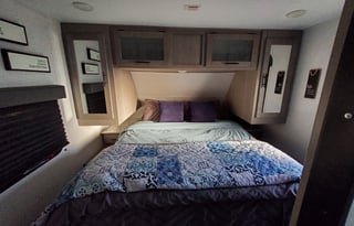 2022 Dutchmen RV Coleman Light 2715RL