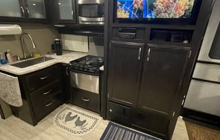 Grand Design Imagine 2400BH "Family Rig"