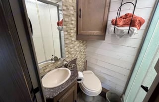 32' Bunkhouse w/WiFi - Your Home Away From Home