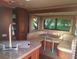 Dutchmen RV Kodiak 240BHSL