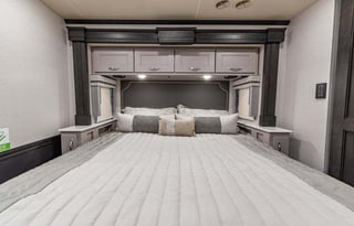 2023 Tag Axle Diesel, Bunks, 2 Full baths "Teddy"