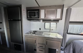 2021 Gulf Stream 248BH