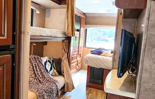 Fred the Fun Forester-5G WiFi incl-Sleeps up to 10