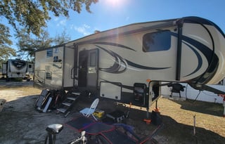 2017 KZ Durango 1500 D281RLT