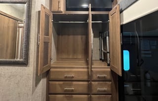 2022 Thor Outlaw 38KB toy hauler