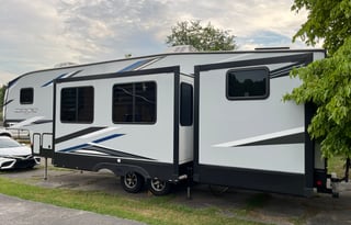 2022 Forest River RV Cherokee Arctic Wolf 321BH