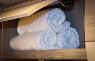 Spacious 2024 Thor Sequence! Off-Grid Ready, A/C!