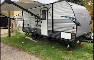 2021 Prime Time RV Avenger LT 17BHS