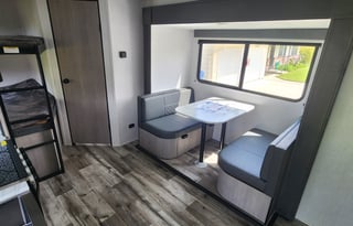 Brand new Coleman Light 1905BH