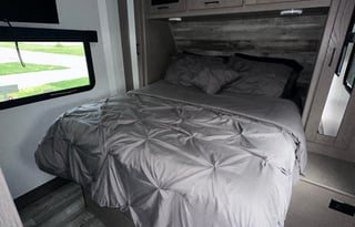 2021 Heartland Sundance Ultra Lite 293 RL