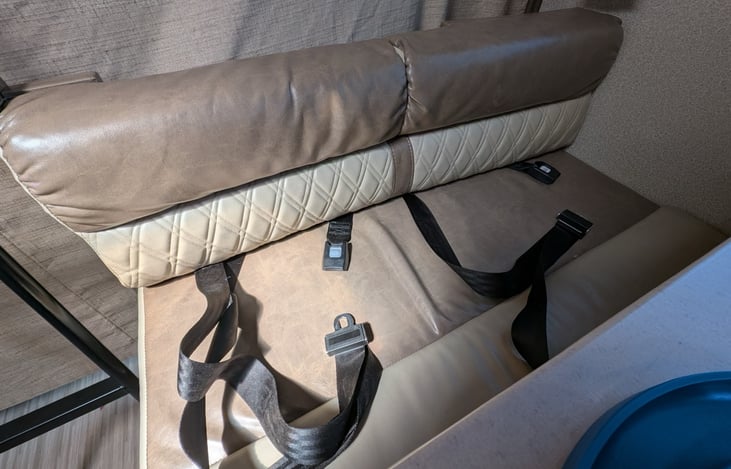 Other side of dinette seat belts. Total of 4 can sit at table when traveling.