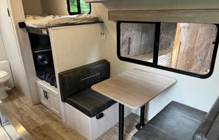 2021 Dutchmen RV Coleman Rubicon 1628BH