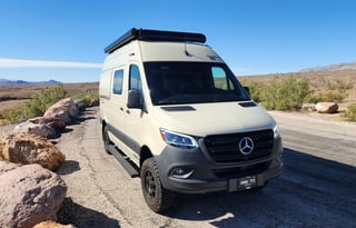 "Judy" 4WD UNLIMTED MILES + Starlink - Mighty 5!